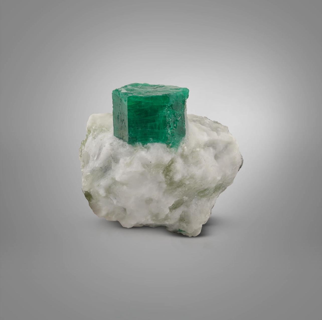 Product Information:

Specimen Type: Emerald Crystals on Matrix

Weight: 29 grams

Dimension: H: 3.2 x W: 3.1 x D: 2.3 cm 

Origin: Pakistan

Treatment: None

Description:

This exquisite specimen features deep green emerald crystals embedded in a