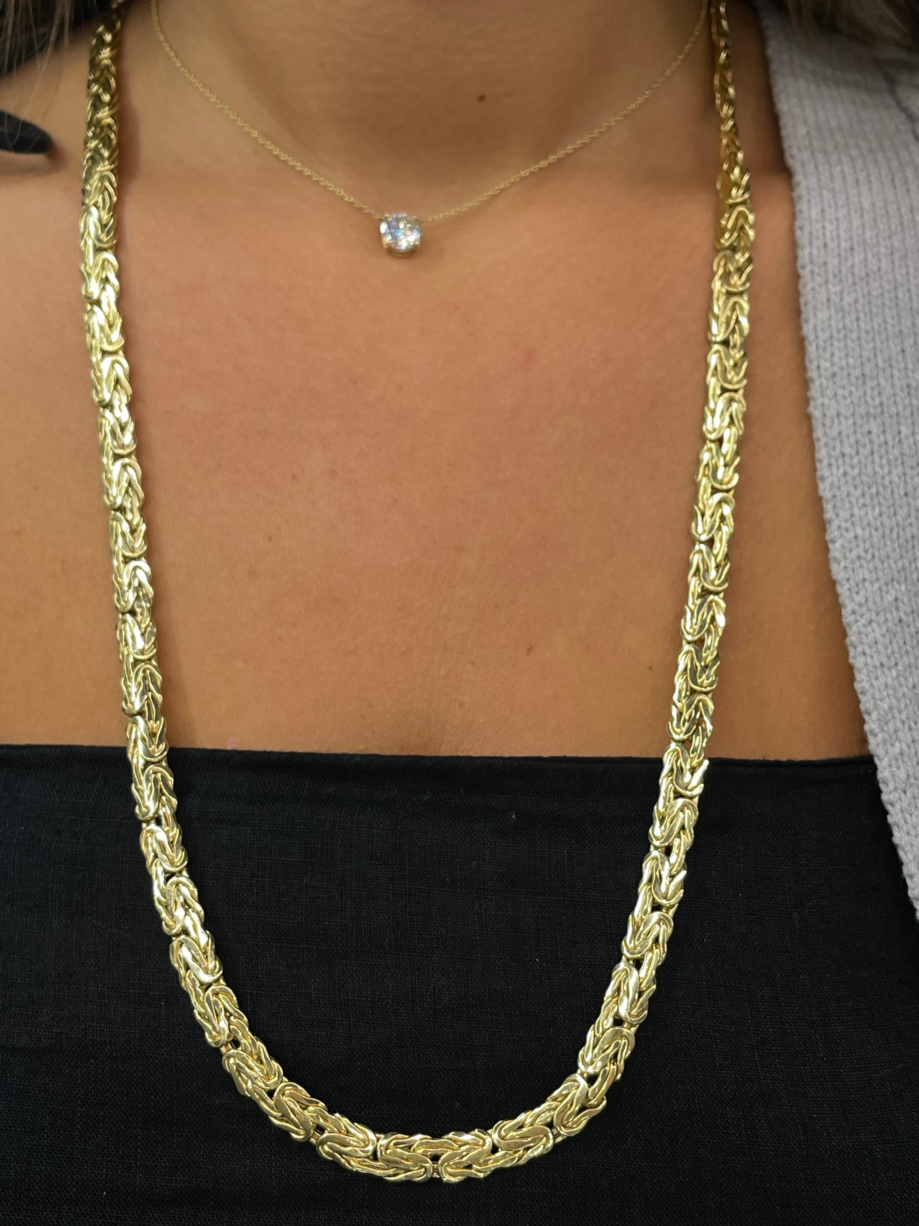 Interlocking Chain Gold Necklace 29 Inches 14 Karat Yellow Gold 54 Grams For Sale 1