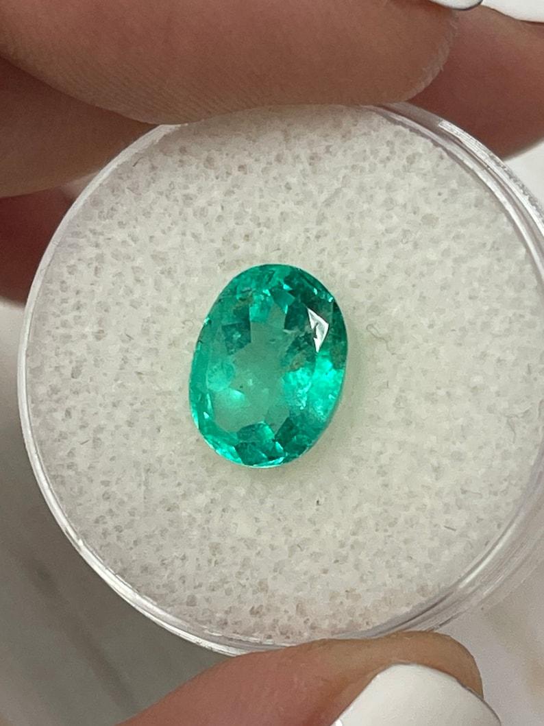 Modern 2.90 Carat 10x8mm Bluish Green Colombian Emerald Oval Cut - May Birthstone Gem For Sale
