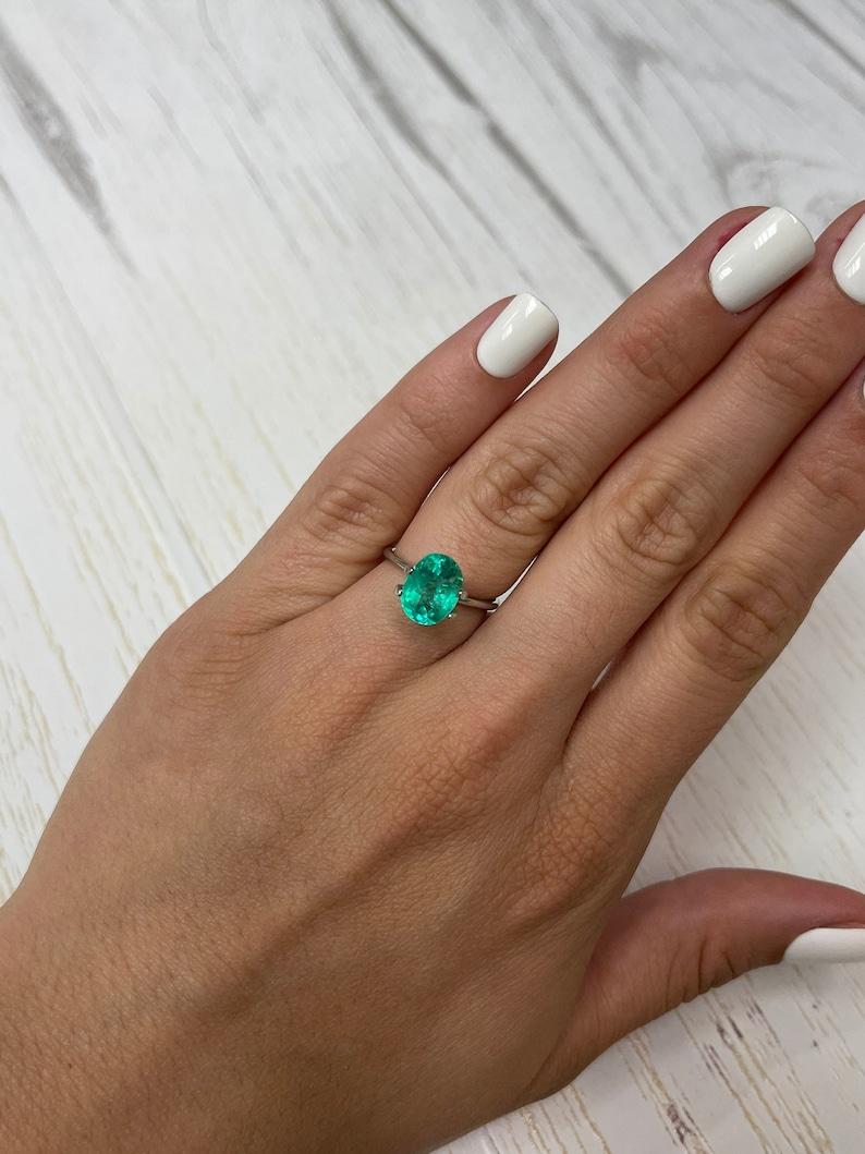 2.90 Carat 10x8mm Bluish Green Colombian Emerald Oval Cut - May Birthstone Gem For Sale 2