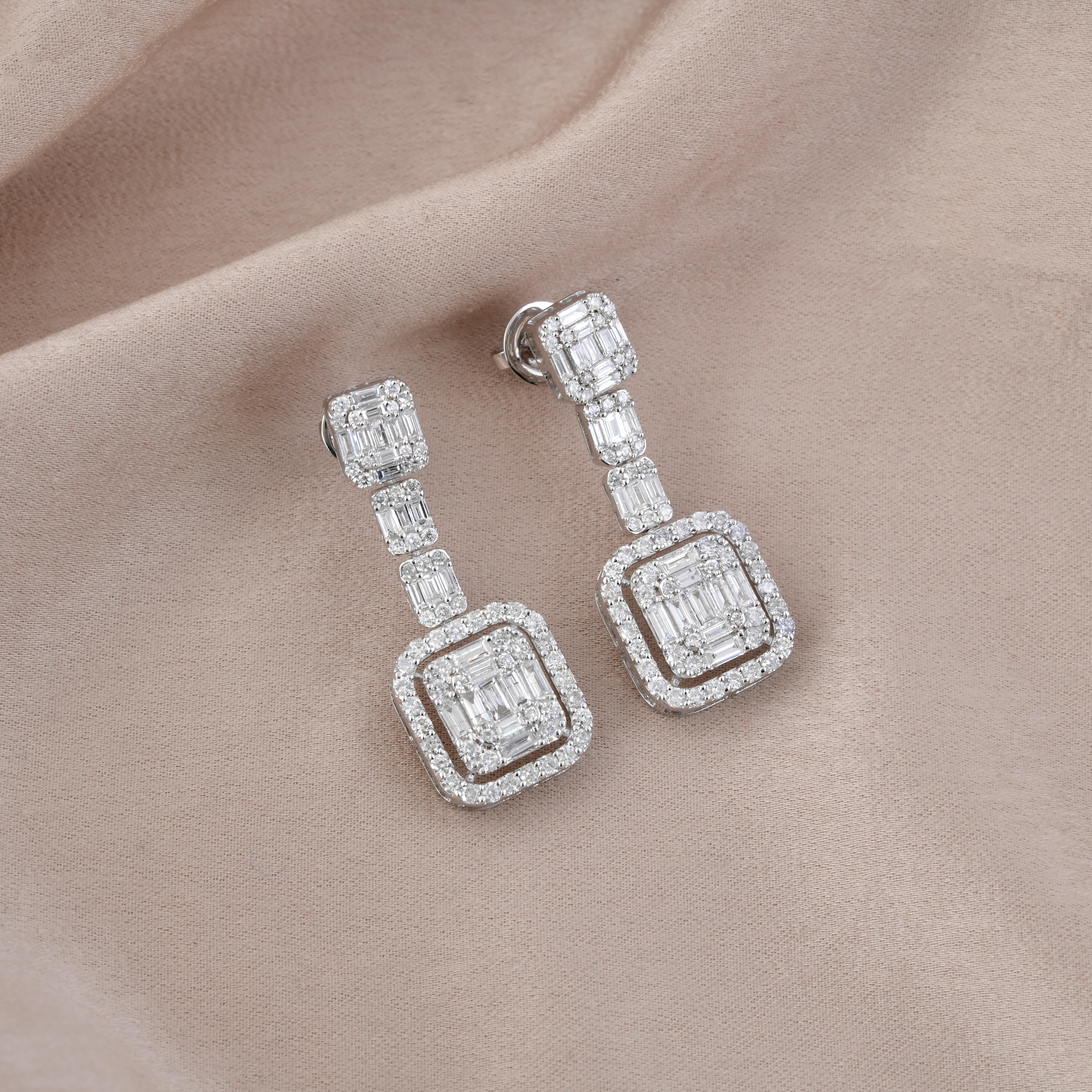 Women's 2.90 Carat Baguette Diamond Dangle Earrings 18 Karat White Gold Handmade Jewelry For Sale