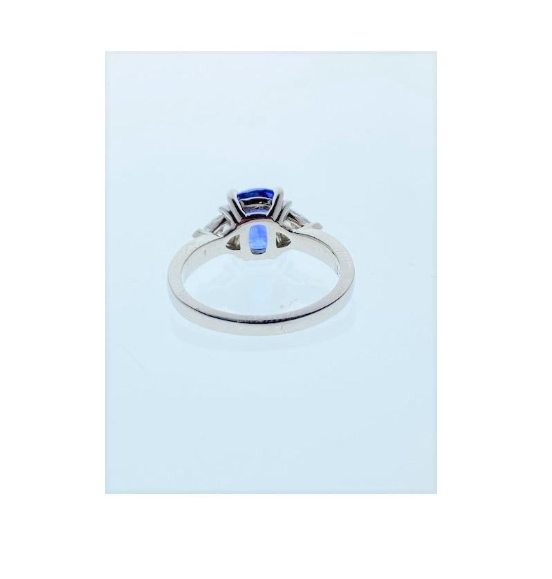 Women's AGL Certified  2.90 Carat Cushion Cut Blue Sapphire & Diamond Ring in 18 K Gold