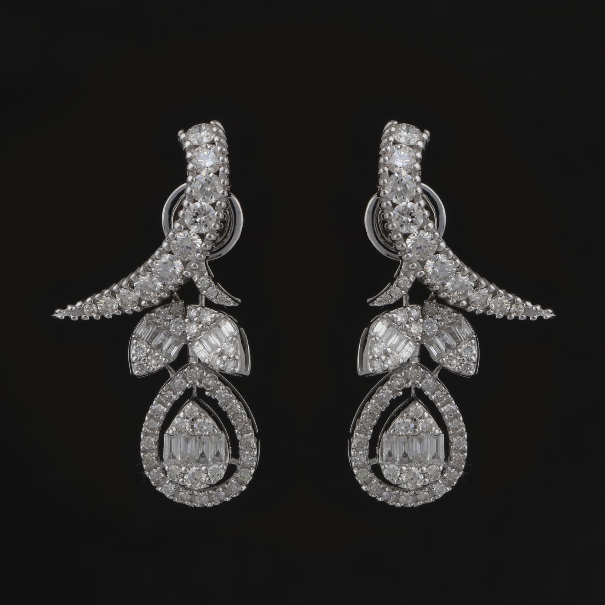 Women's 2.90 Carat Diamond Pave Dangle Earrings 18 Karat White Gold Handmade Jewelry For Sale