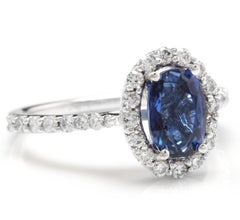 2.90 Carat Exquisite Natural Blue Sapphire and Diamond 14 Karat Solid White Gold