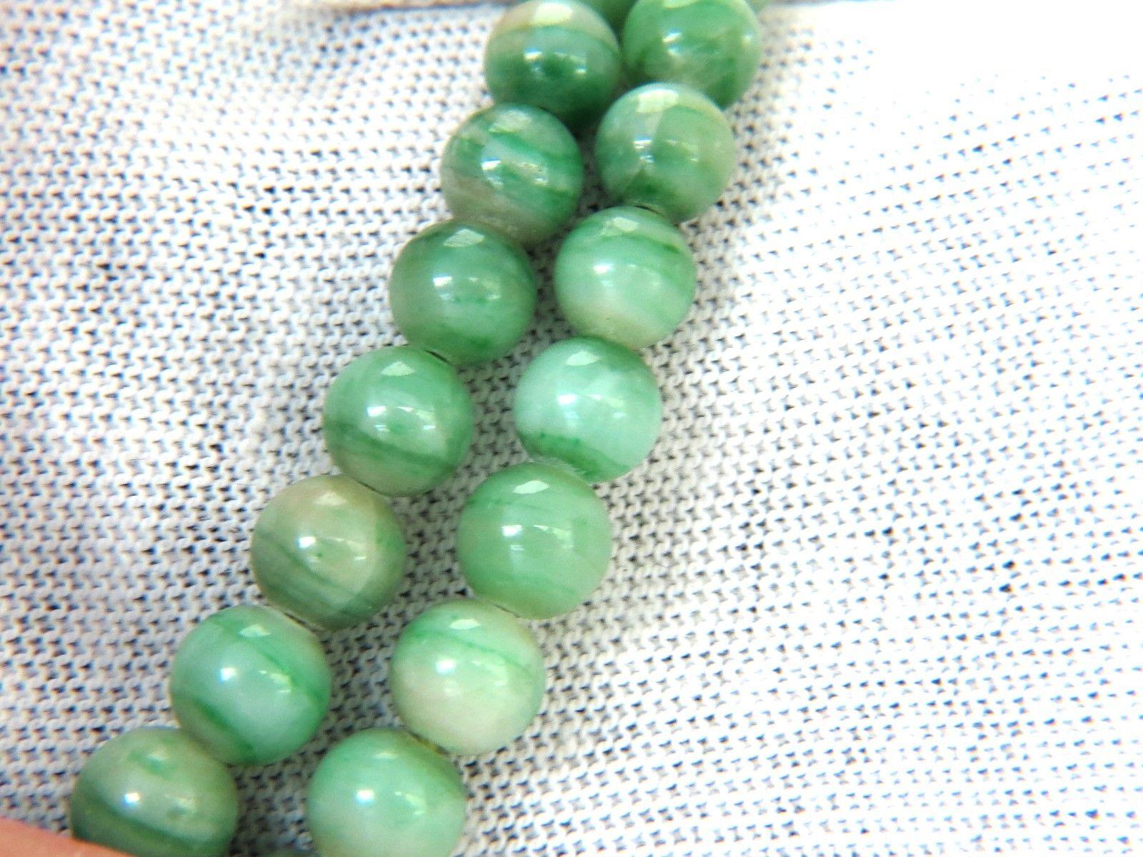vintage jade bead necklace