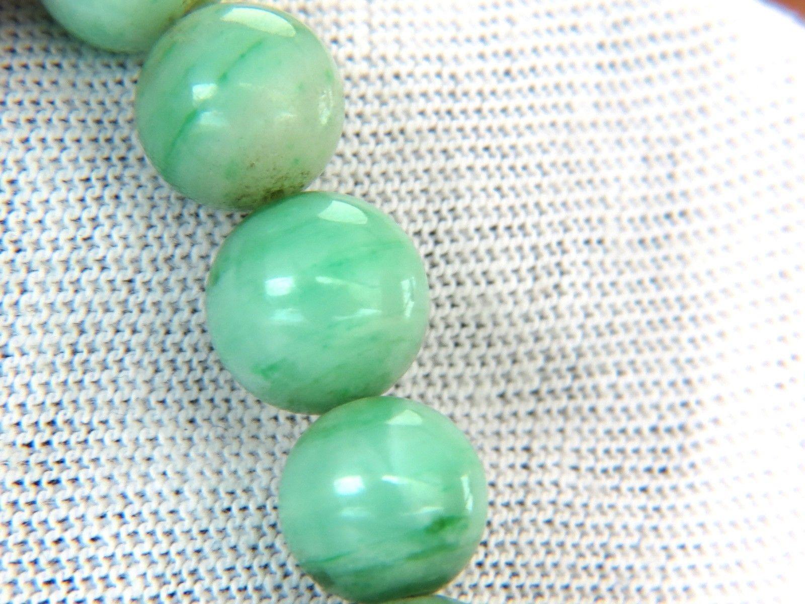 290 Carat GIA Certified Natural Green Jade Bead Necklace For Sale 1