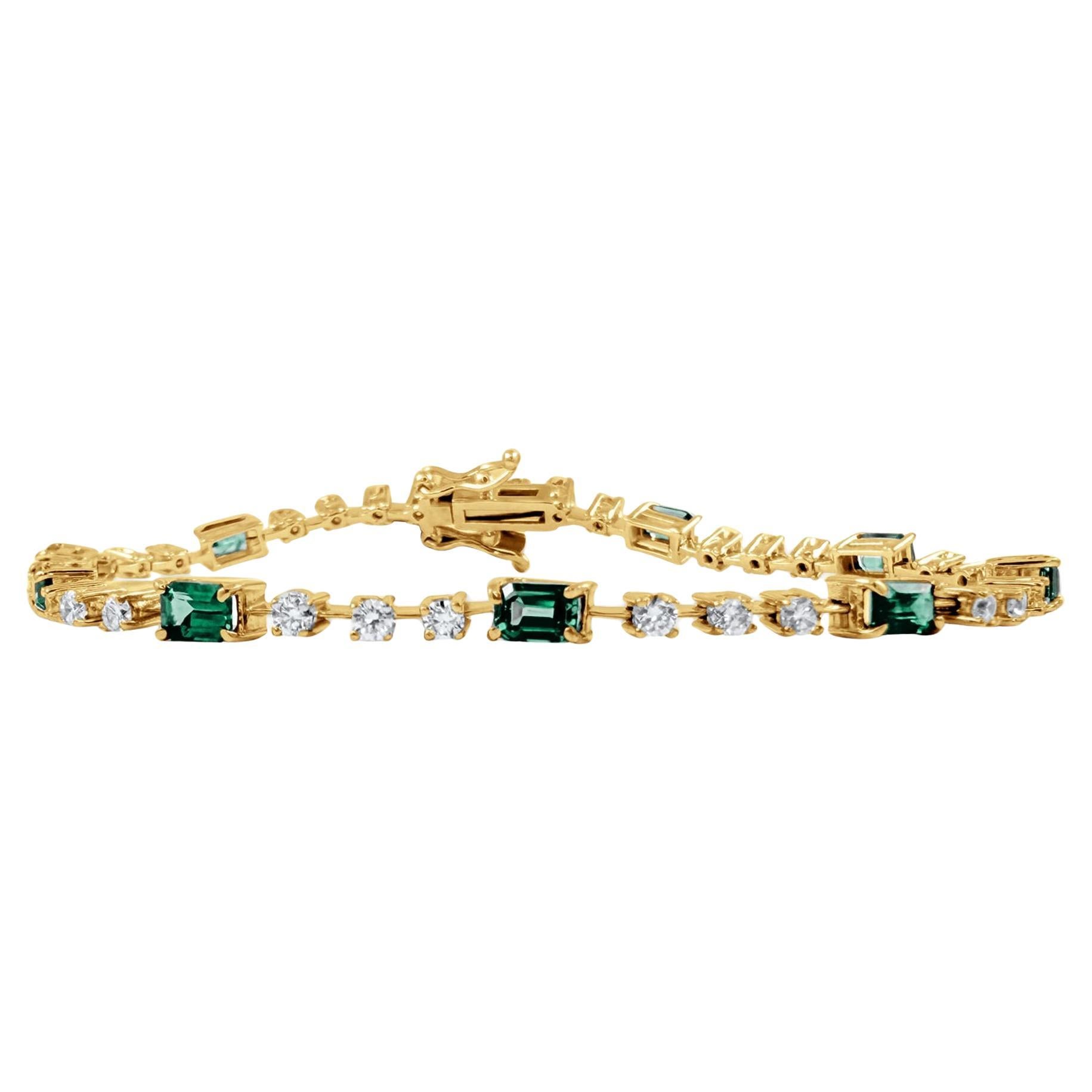 Esmeralda verde de 2,90 quilates y diamante Pulsera de moda en oro amarillo de 14 quilates