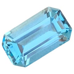 2.90 Carat Loose Adorable Blue Topaz Emerald Shape Gem For Jewellery Making