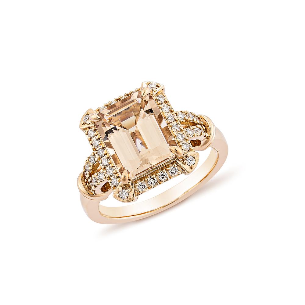Contemporary 2.90 Carat Morganite Fancy Ring in 18Karat Rose Gold with White Diamond.    For Sale