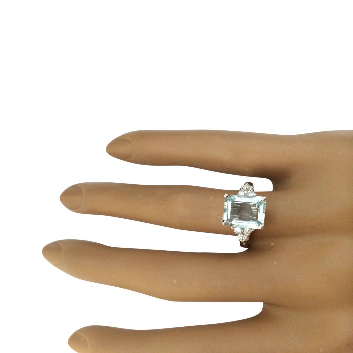 2.90 Carat Natural Aquamarine 14 Karat Solid White Gold Diamond Ring Pour femmes en vente