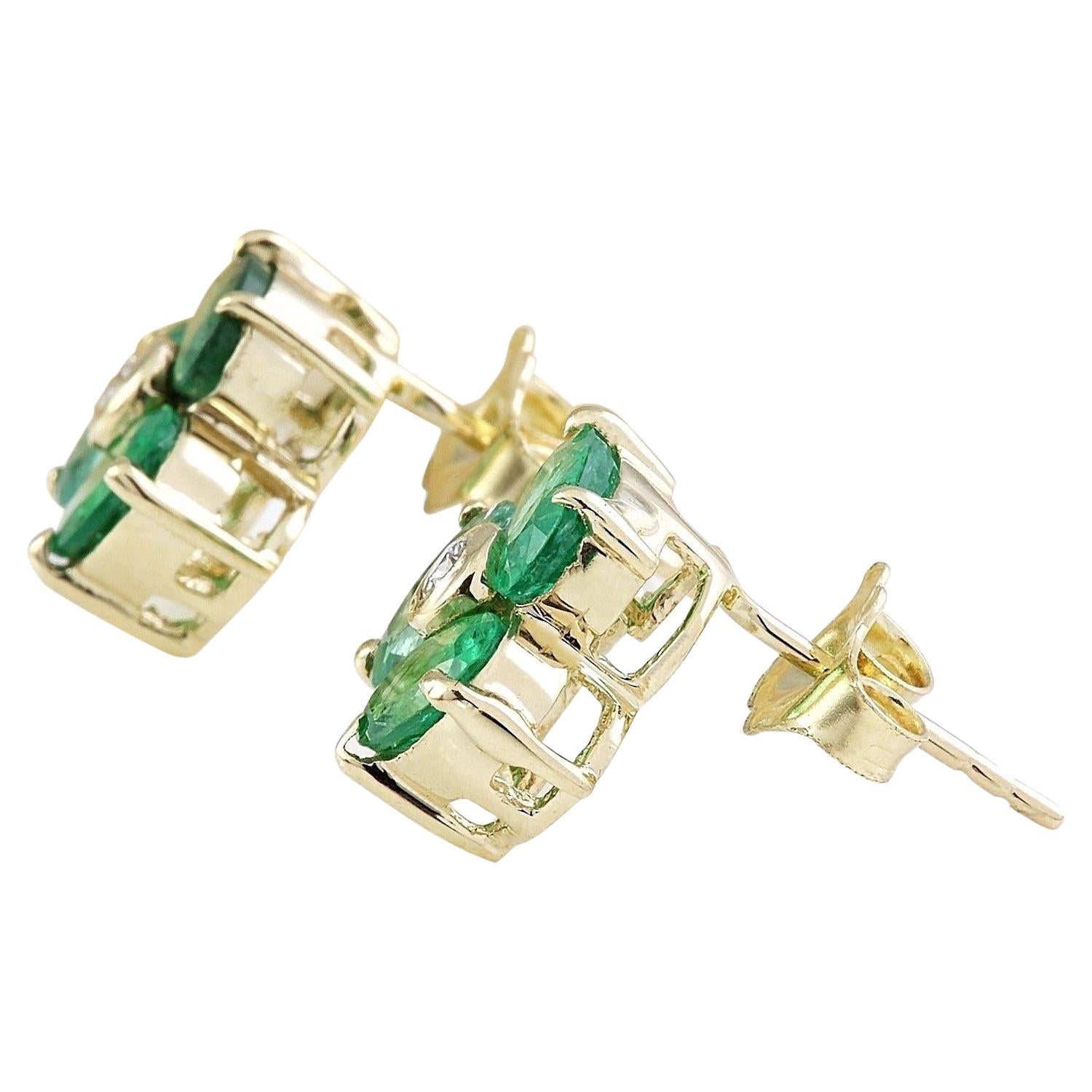 Modern Dazzling Natural Emerald Diamond Stud Earrings 14 Karat Solid Yellow Gold  For Sale
