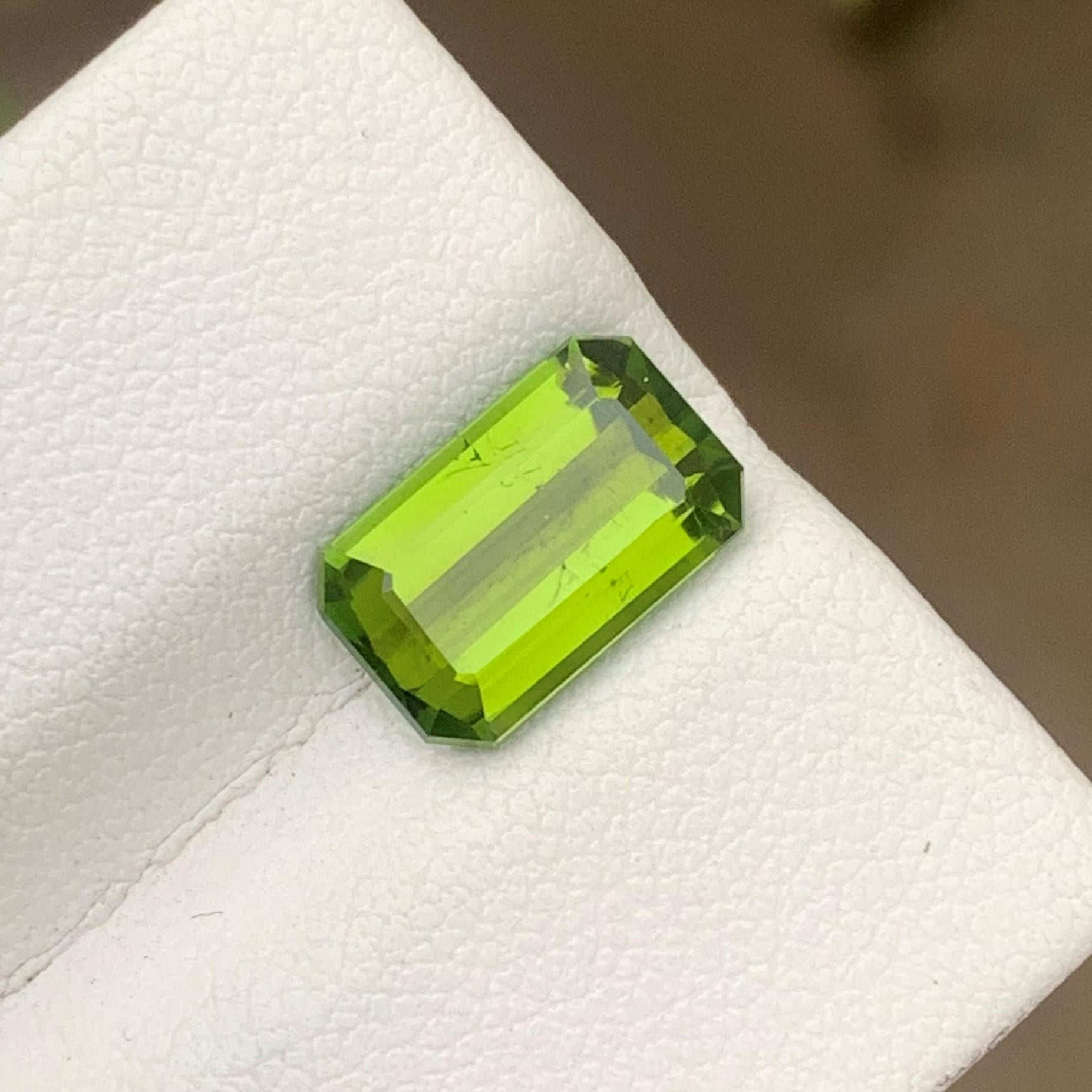 Arts and Crafts 2.90 Carat Natural Faceted Green Tourmaline Emerald Cut for Ring Jewelry Making For Sale