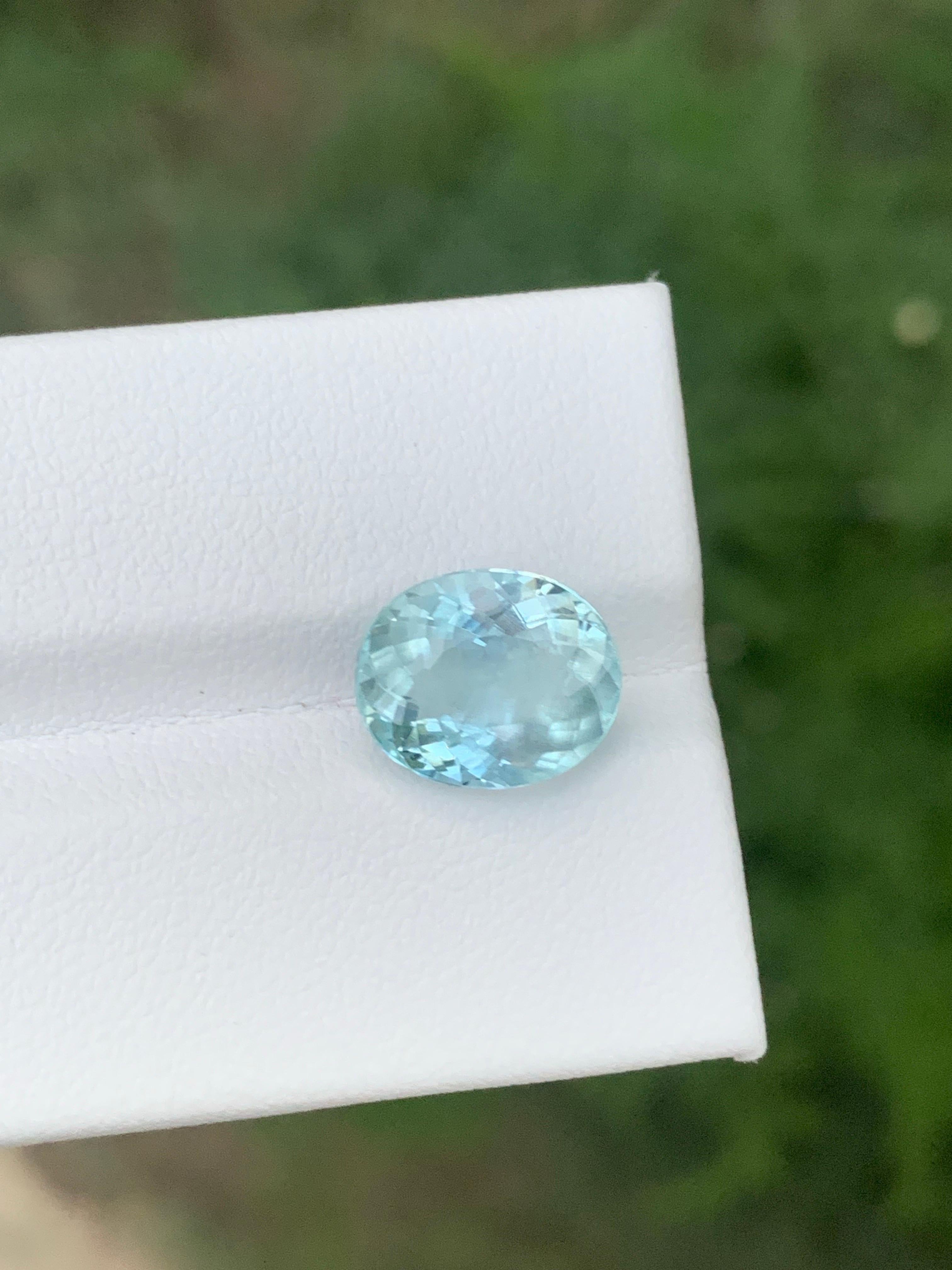 2.90 Carat Natural Loose Aquamarine Oval Shape Gemstone From Nigeria en vente 2