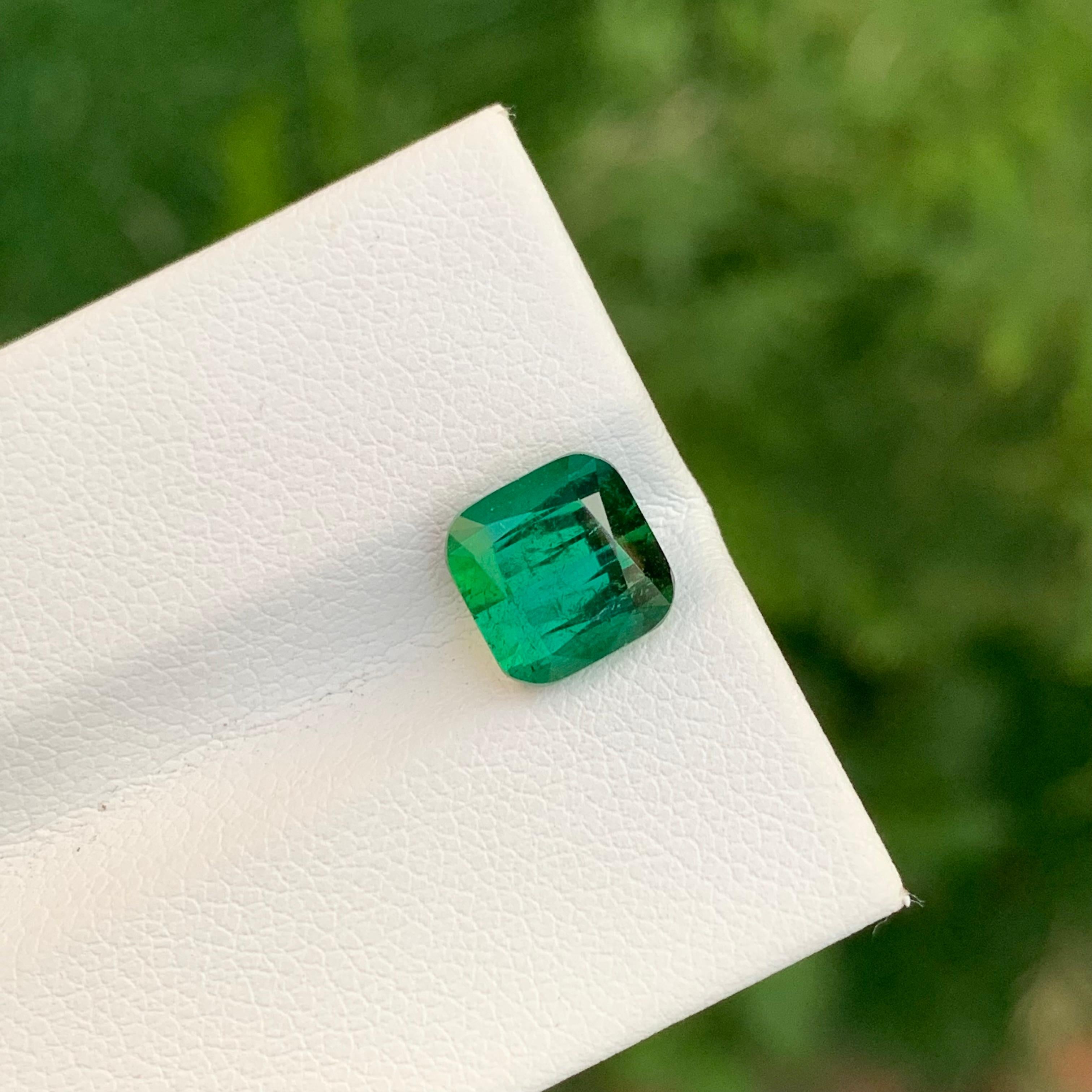 2.90 Carat Natural Loose Green Lagoon Tourmaline Perfect Square Shape Gemstone (pierre précieuse de forme carrée) en vente 5