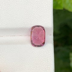 Pietra preziosa afghana da 2,90 carati, spinello naturale sfuso di colore rosa acceso, taglio a cuscino