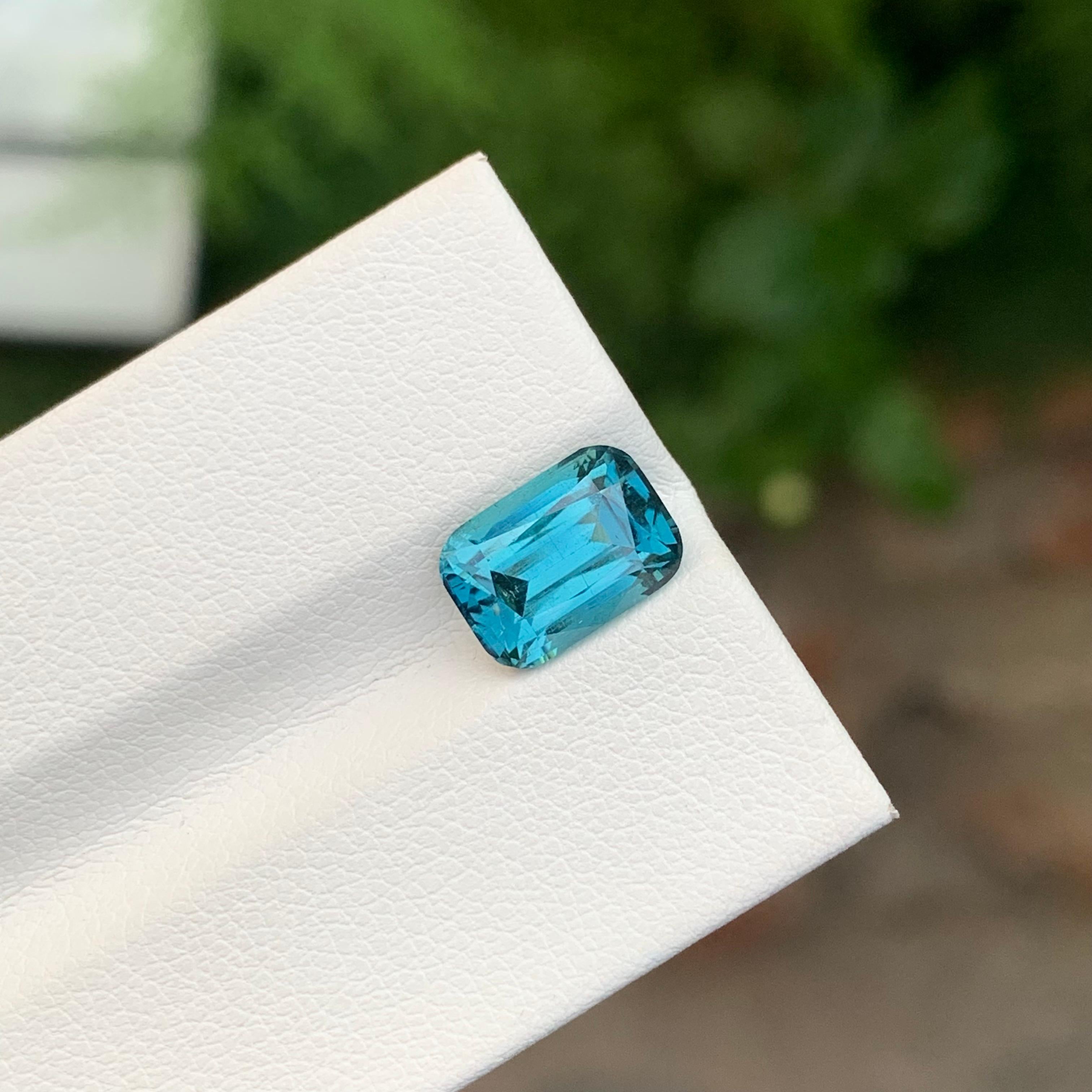2,90 quilates de turmalina índigo natural suelta en forma de cojín para joyería en Nuevo estado para la venta en Peshawar, PK