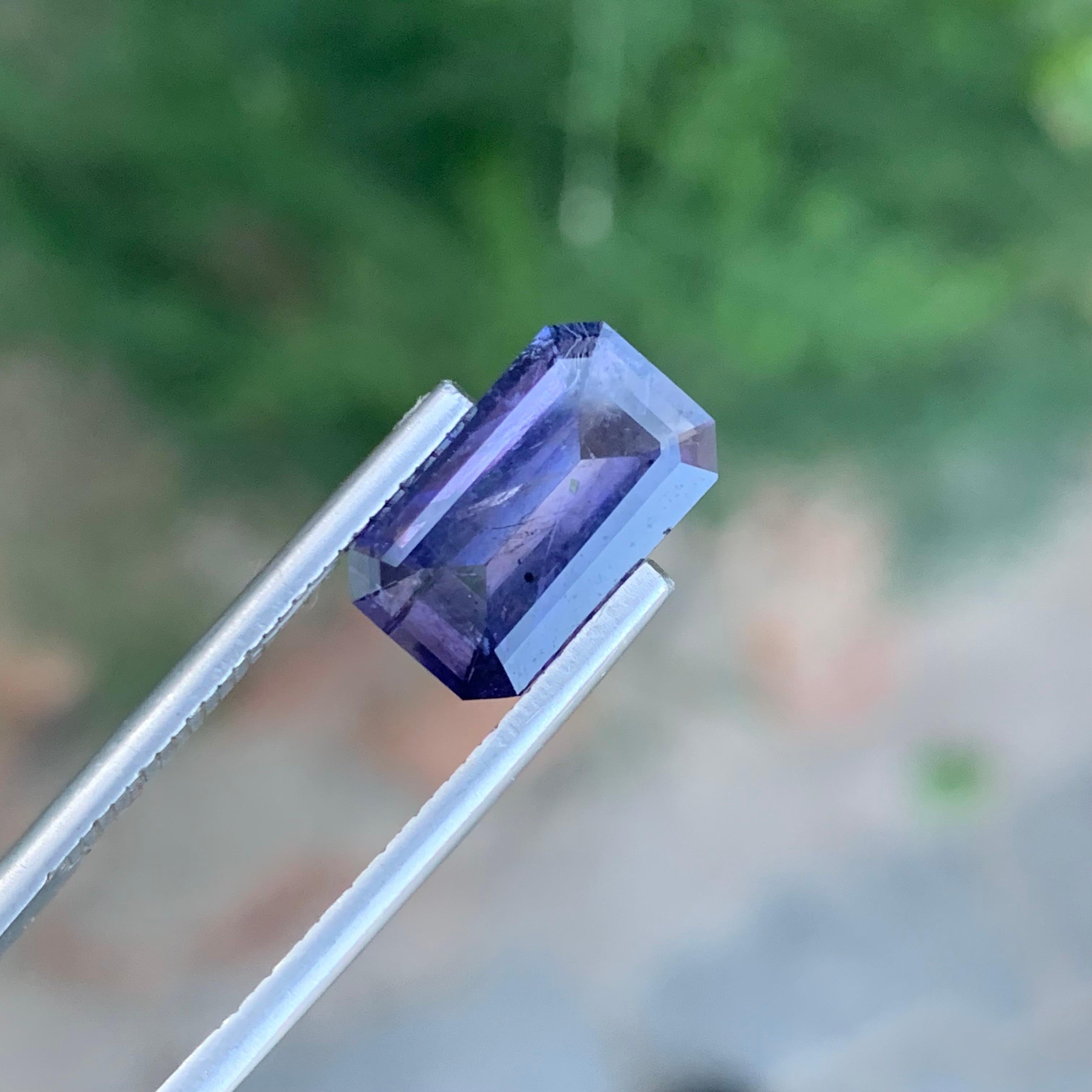 da uomo o donna Rara pietra preziosa di forma smeraldina di Iolite naturale sfusa da 2,90 carati proveniente dall'India in vendita