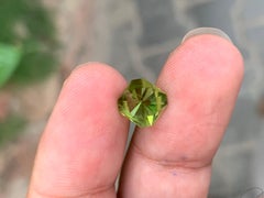 2.90 Carat Natural Loose Peridot Octagon Shape Gemstone