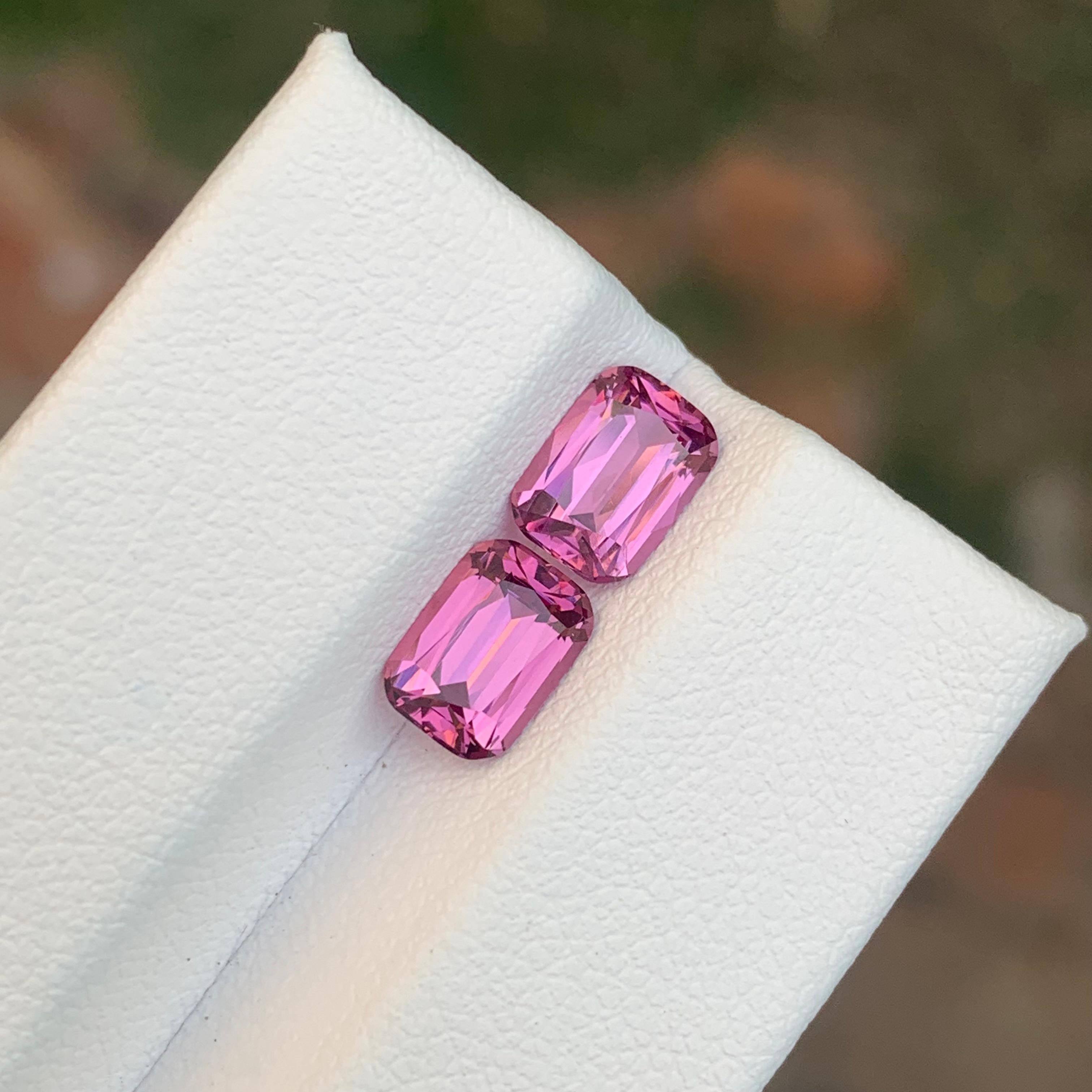 2.90 Carat Natural Loose Umbalite Garnet Pair Cushion Cut Gemstone Neuf - En vente à Peshawar, PK