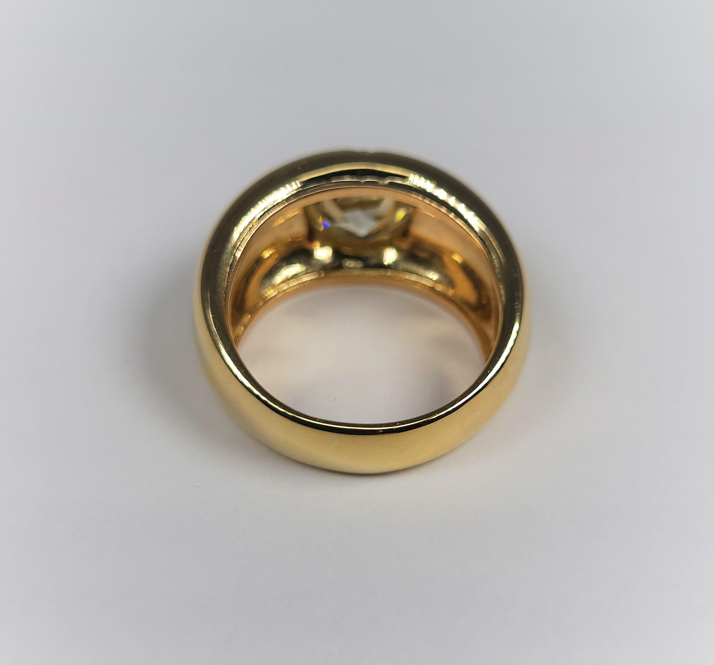 2.90 Carat Old European Cut Diamond Ring in 18 Karat Gold 1