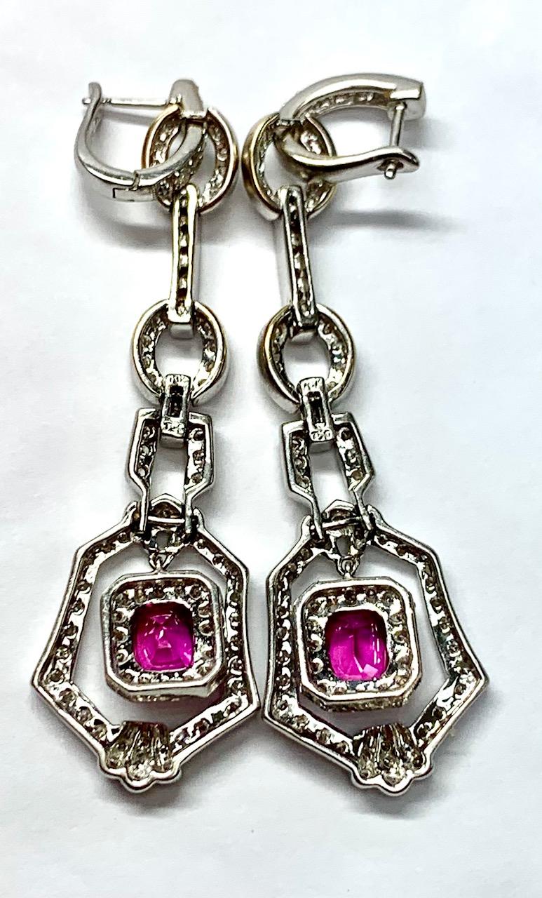 2.90 Carat Pink Sapphire Diamond Dangle Earrings In New Condition For Sale In New York, NY