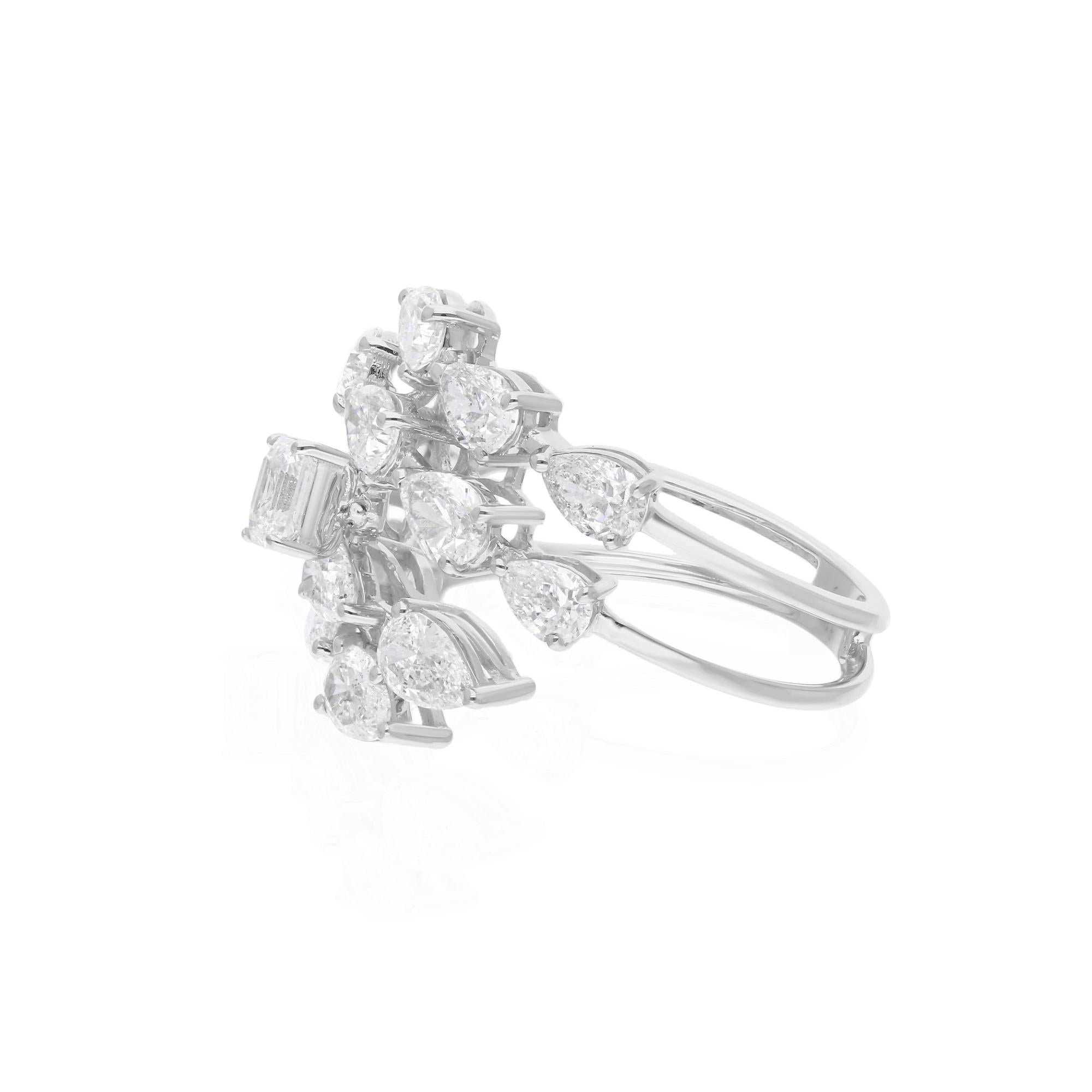 Moderne Bague enveloppante en or blanc 18 carats avec diamants taille émeraude taille poire de 2,90 carats certifiés SGL SI/H en vente