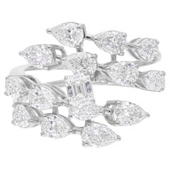 Bague enveloppante en or blanc 18 carats avec diamants taille émeraude taille poire de 2,90 carats certifiés SGL SI/H