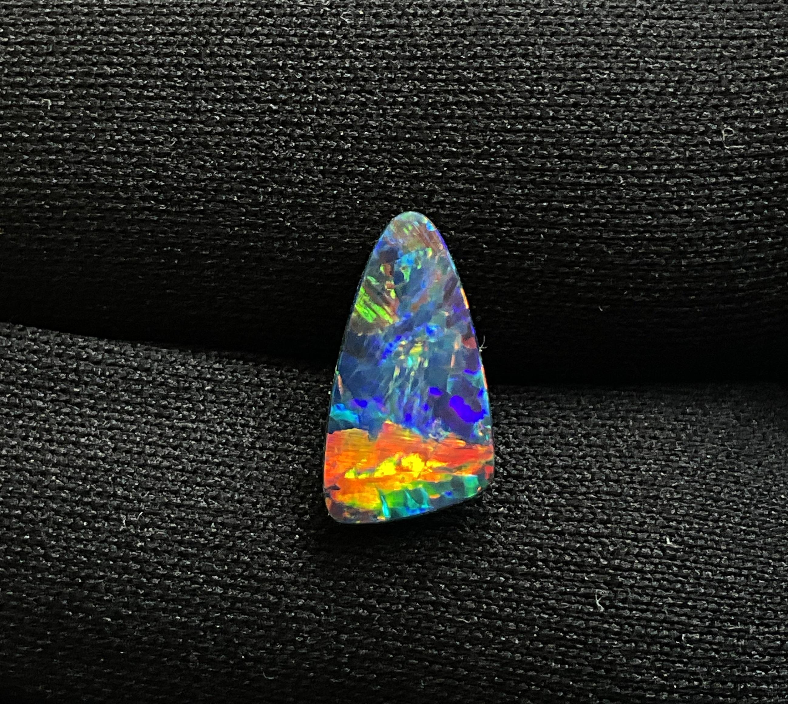 2,90 Carati Opale australiano Arancione blu verde gioco di colori multipli gemma in vendita 3