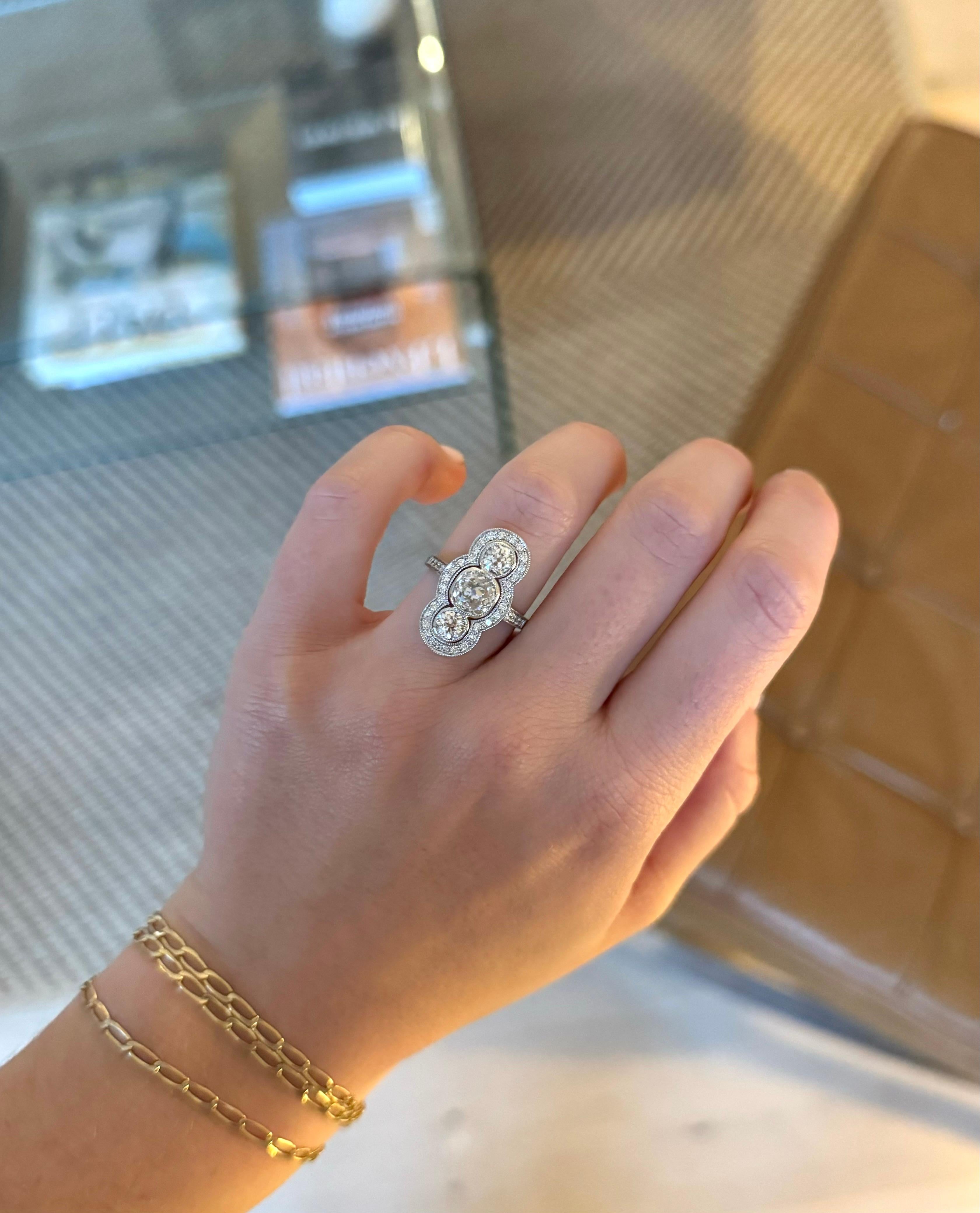 2.90 Quilates Anillo de diamantes talla europea antigua Talla antigua