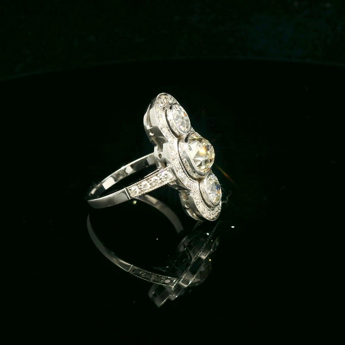 2.90 Quilates Anillo de diamantes talla europea antigua en Nuevo Estado en Uccle, BE