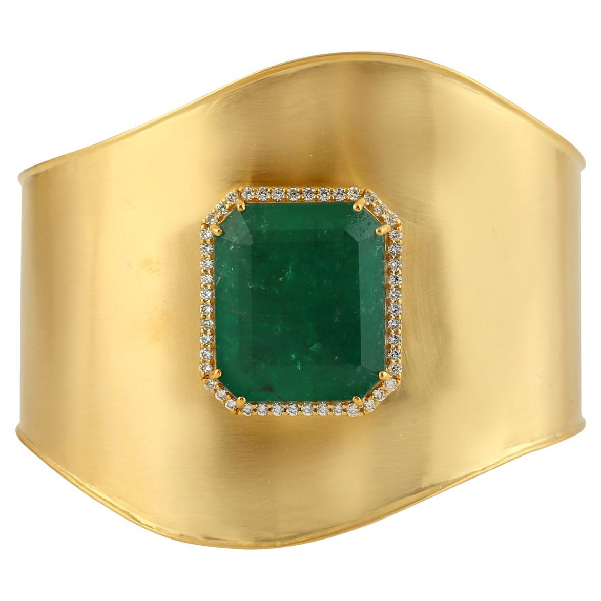 29,04 Karat Smaragd 14 Karat Gold Statement-Diamant-Armband-Manschette im Angebot
