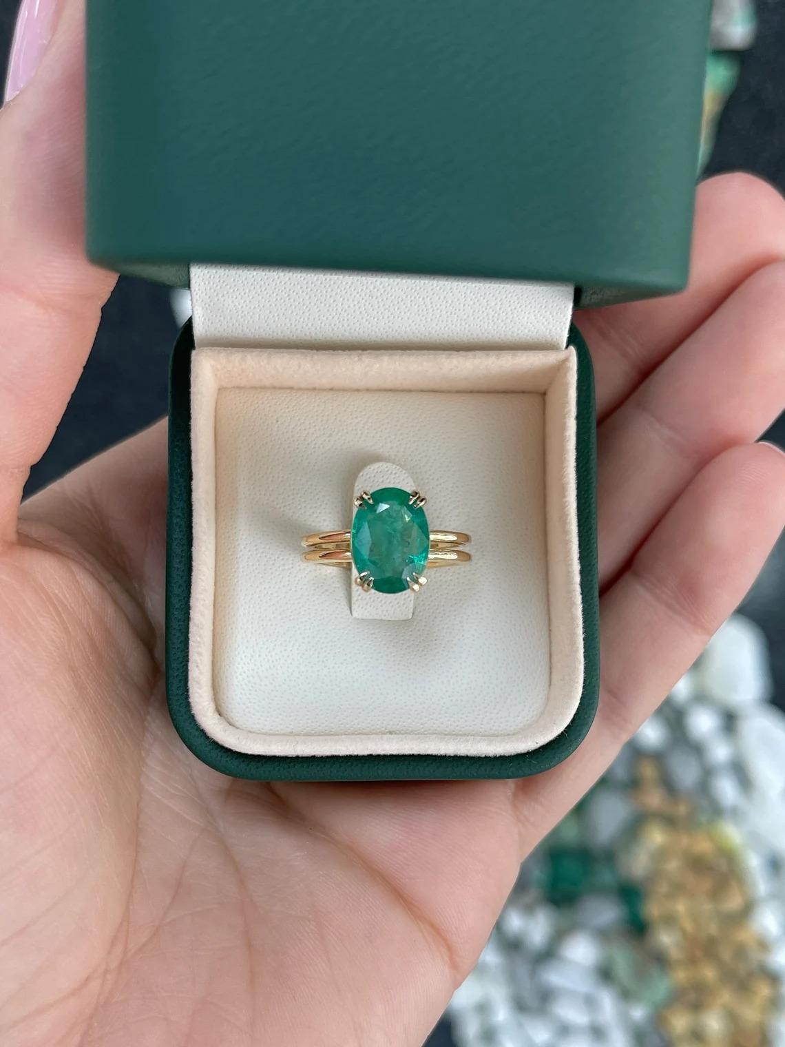 Women's 2.90ct 14K Rich Lush Green Oval Cut Emerald Double Claw Prong Split Shank Ring For Sale