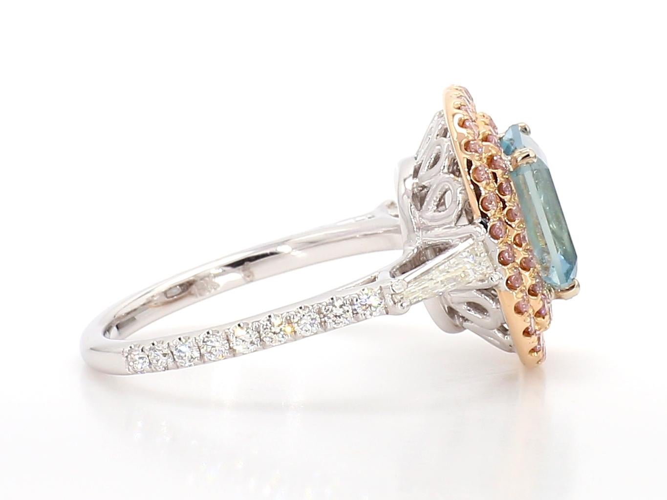 Anillo de compromiso de 3 piedras de aguamarina y diamante rosa de 2,91 quilates, oro rosa de 18 quilates. en Nuevo estado para la venta en New York, NY