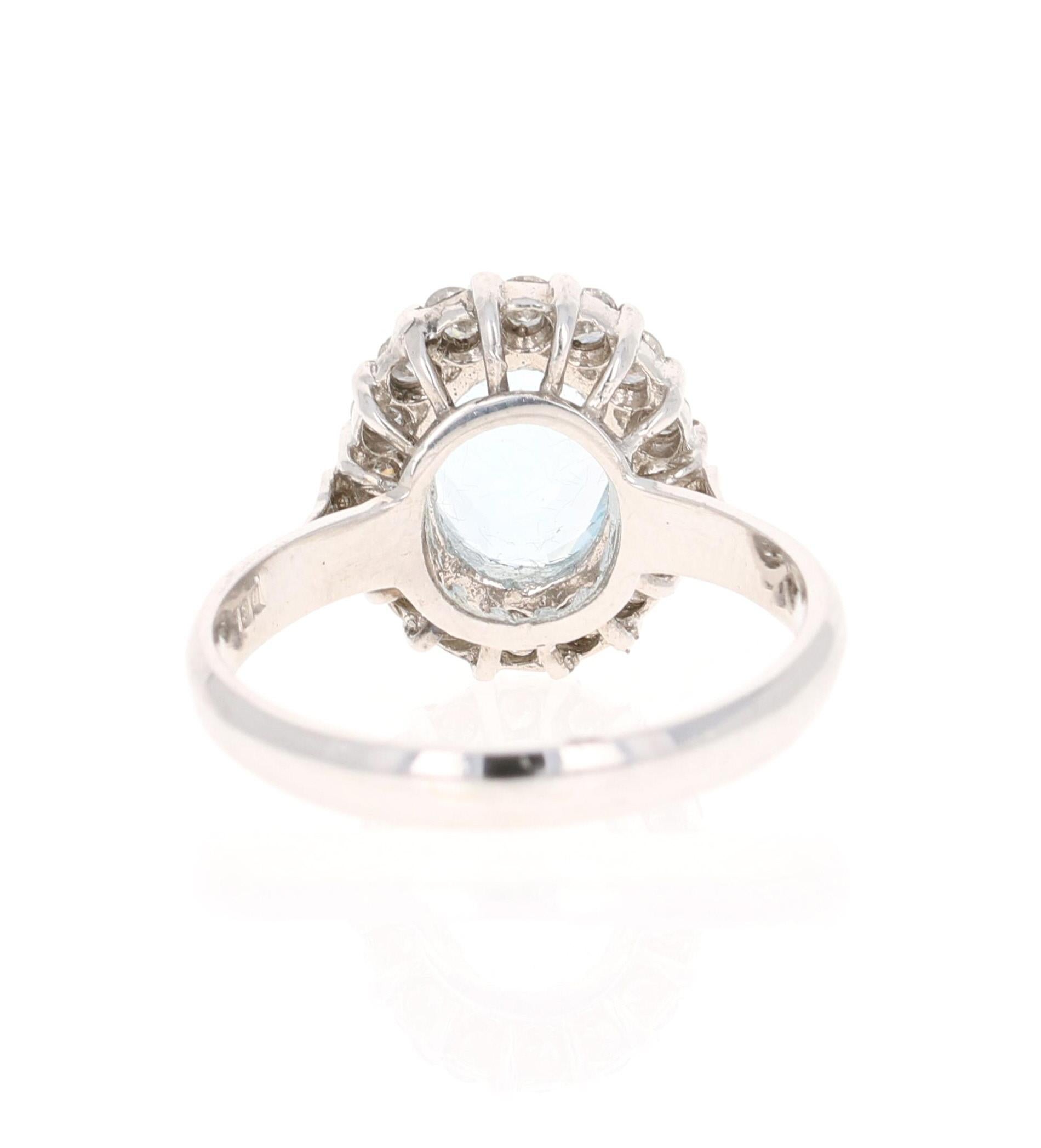 Oval Cut 2.91 Carat Aquamarine Diamond 14 Karat White Gold Ring For Sale