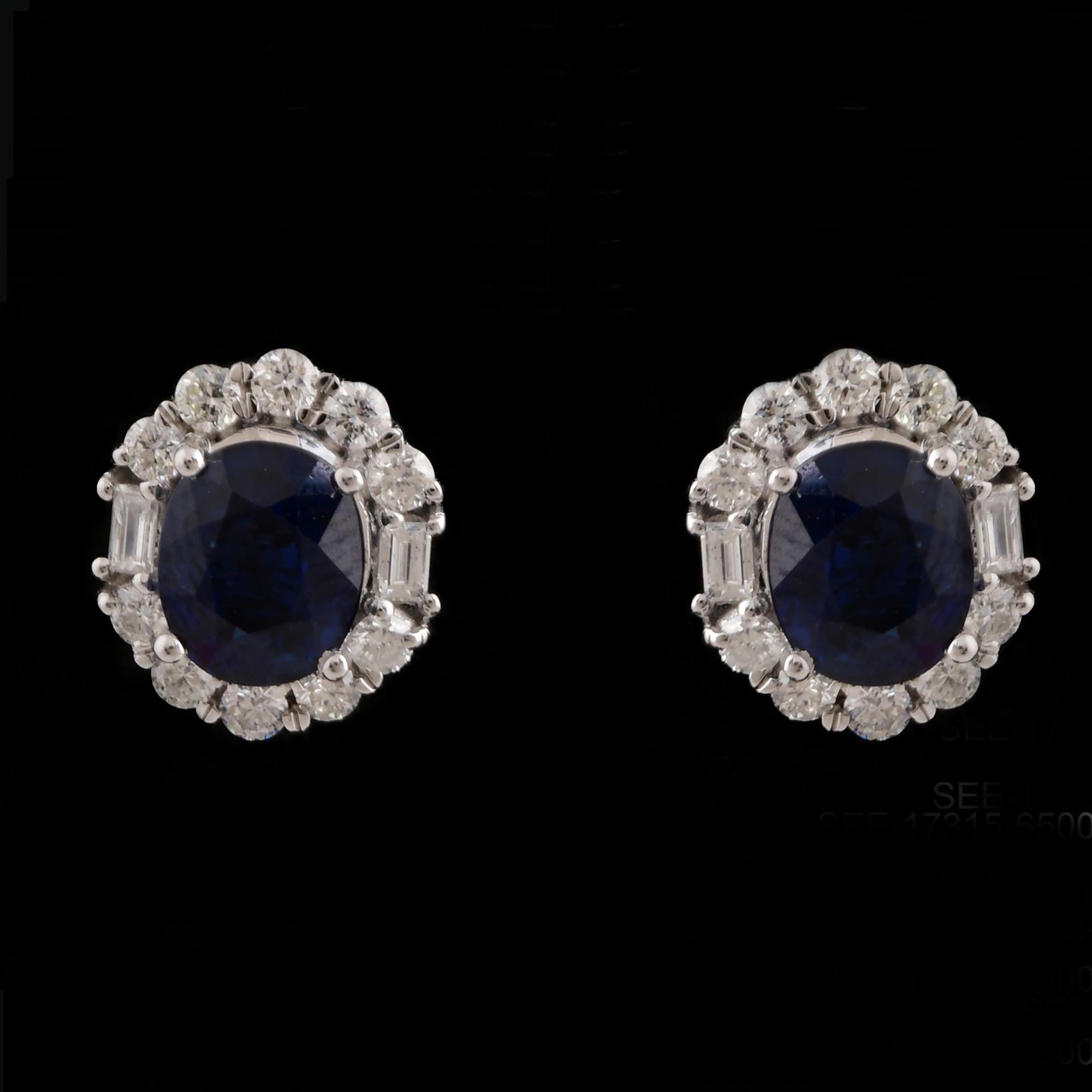 Diese exquisiten Ohrringe aus 18-karätigem Gold sind mit 2,91 Karat blauen Saphiren und 0,62 Karat funkelnden Diamanten besetzt.

FOLLOW SPECTRUM JEWELS Storefront, um die neueste Collection'S und exklusive Stücke zu sehen. Spectrum Jewels ist stolz