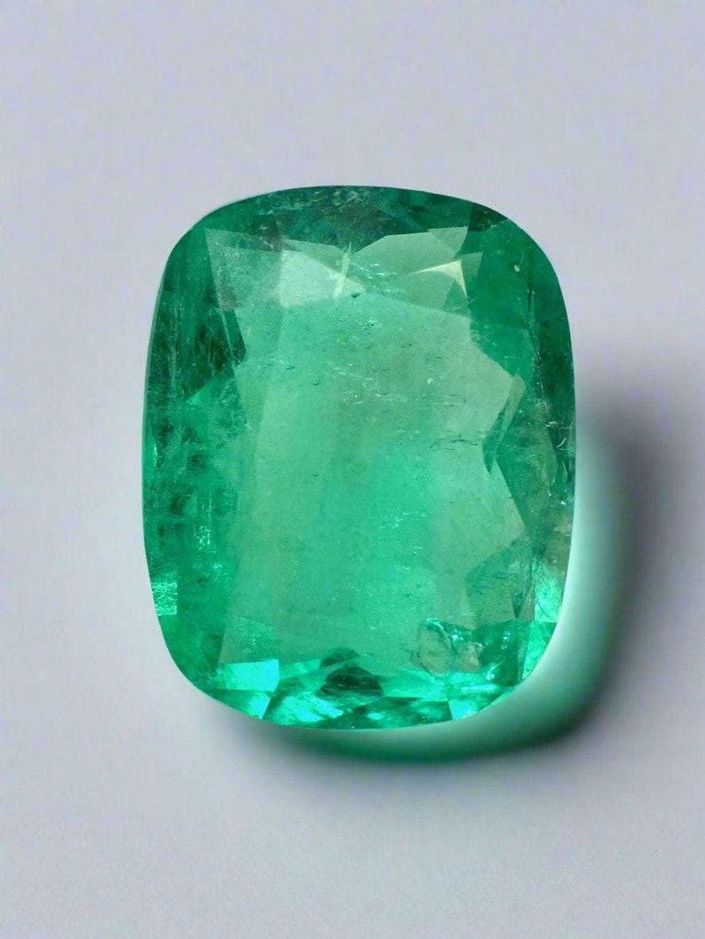 Esmeralda colombiana verde media de 2,91 quilates - Piedra de nacimiento de mayo talla cojín alargada