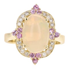 Bague en or jaune 18 carats avec opale de 2,91 carats et diamants