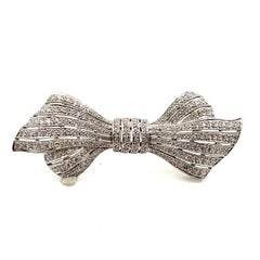 Spilla con diamante da 2,91 carati