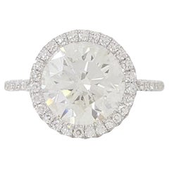 2.91 ct Total Weight 18K White Gold Round Brilliant Cut Diamond Halo Ring