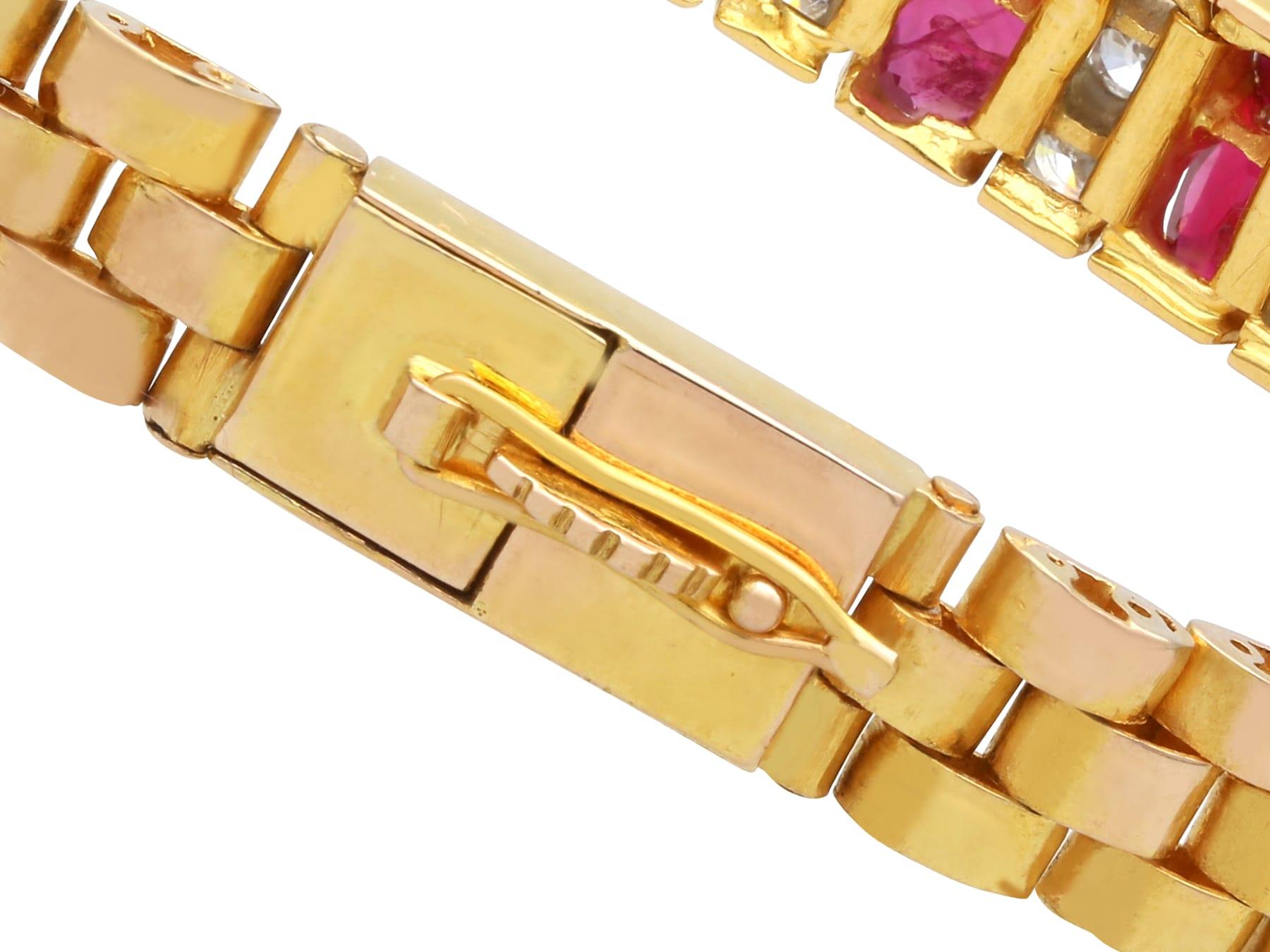 29.16 Carat Ruby, 5.54 Carat Diamond 21k Yellow Gold Necklace and Bracelet Set For Sale 5