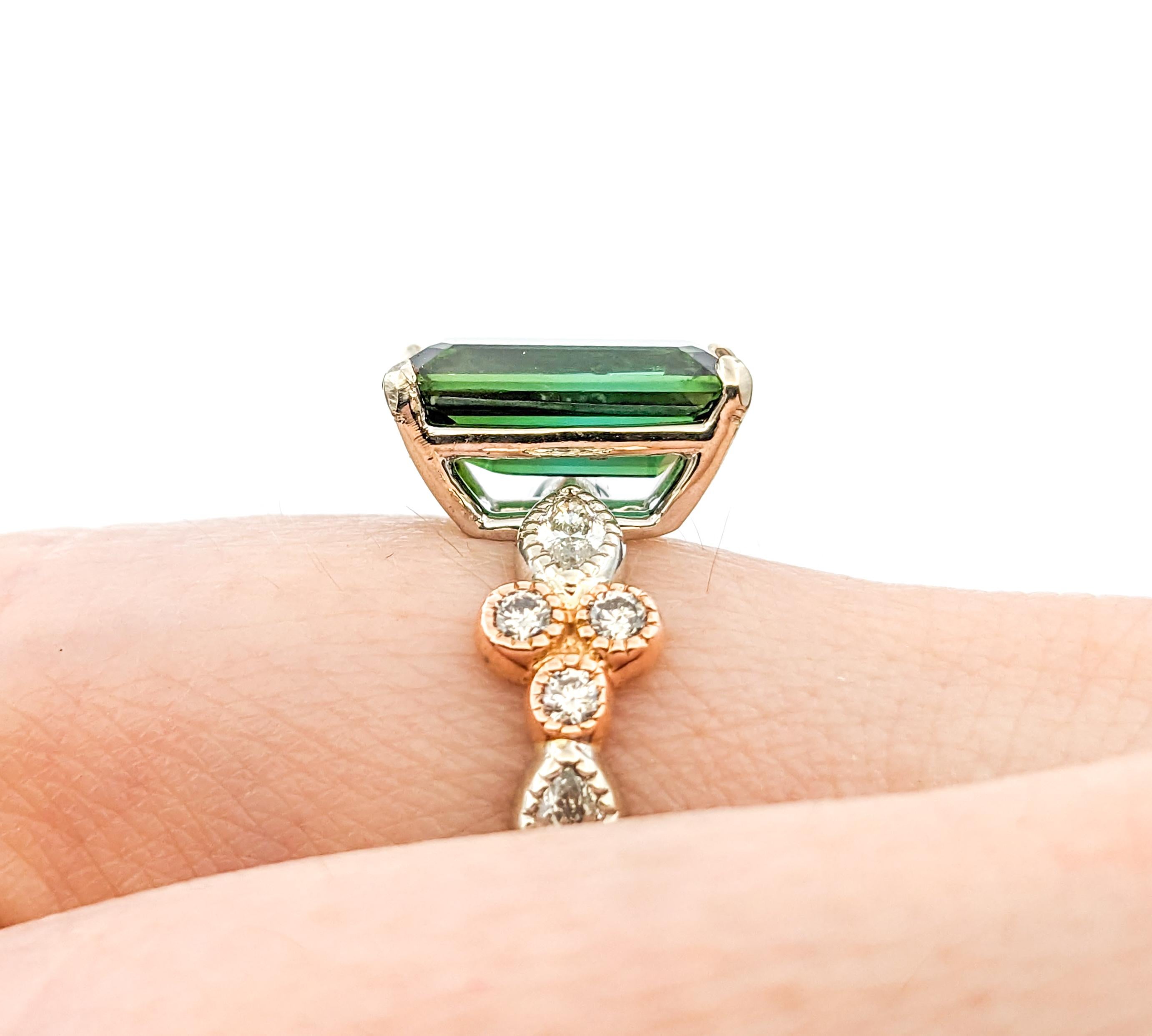 2.91ct Green Toumaline & 1ctw Diamond Ring In Rose and White Gold In Excellent Condition For Sale In Bloomington, MN