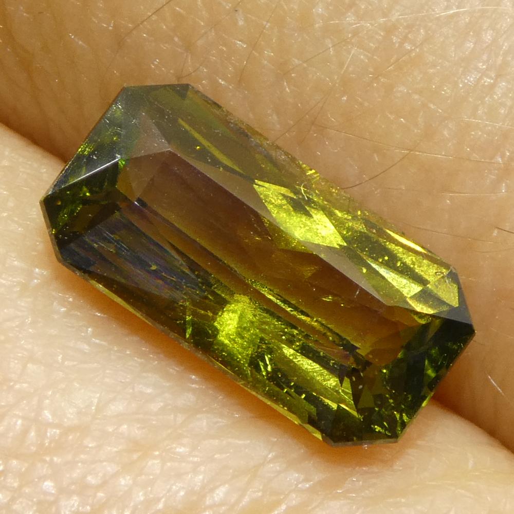 Alejandrita de 2,91 ct talla octogonal/esmeralda verde amarillento a amarillo pardo GIA en venta 8