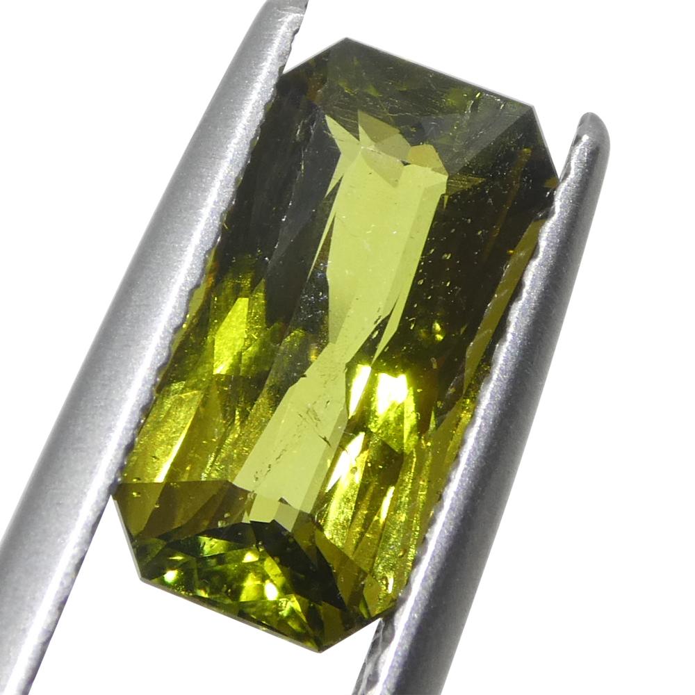 Alejandrita de 2,91 ct talla octogonal/esmeralda verde amarillento a amarillo pardo GIA en Nuevo estado para la venta en Toronto, Ontario