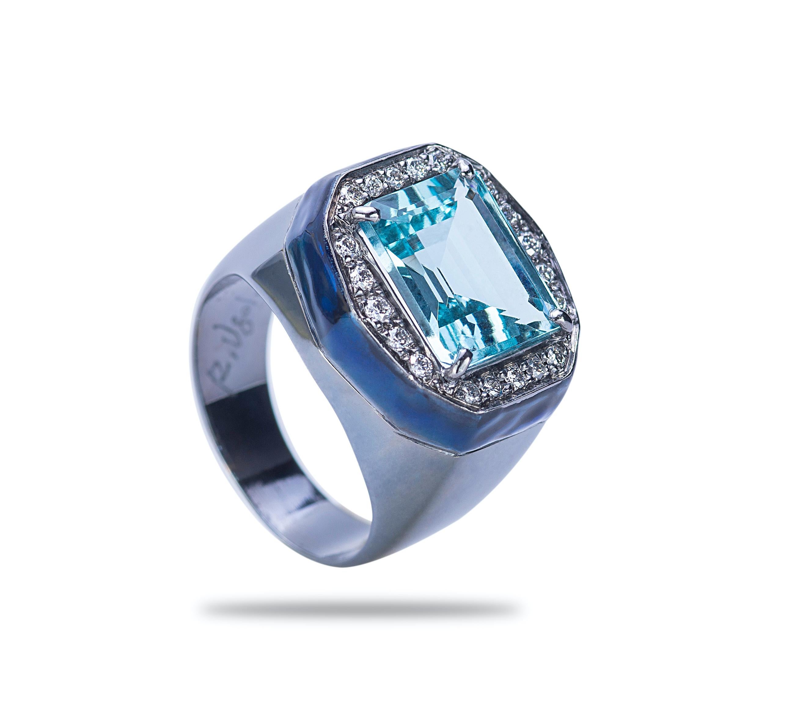 Artisan 2.92 Carat Aquamarine 18 Karat White Gold 0.21 Carat White Diamonds Design Ring  For Sale
