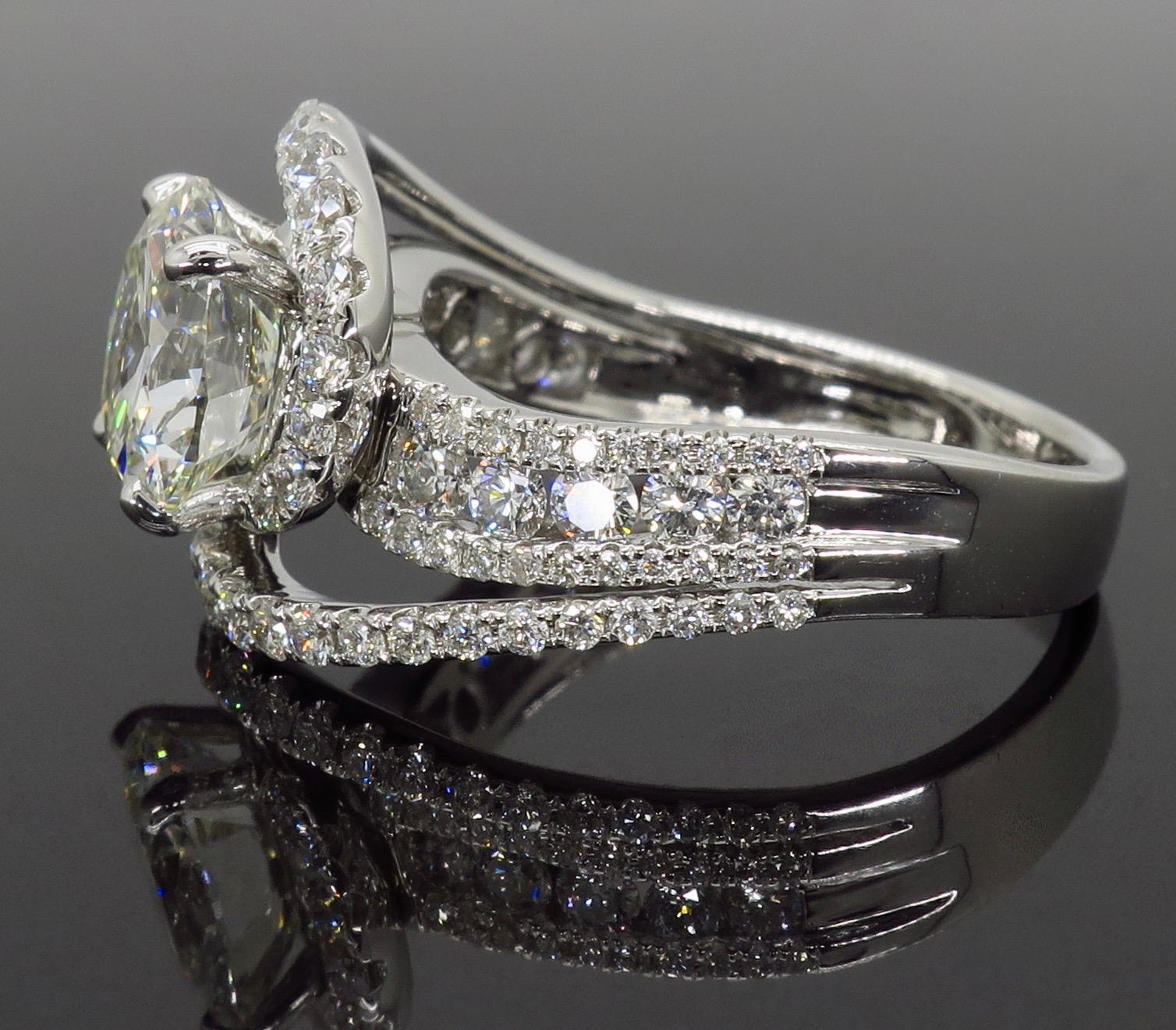 Women's or Men's 2.92 Carat Diamond Ring