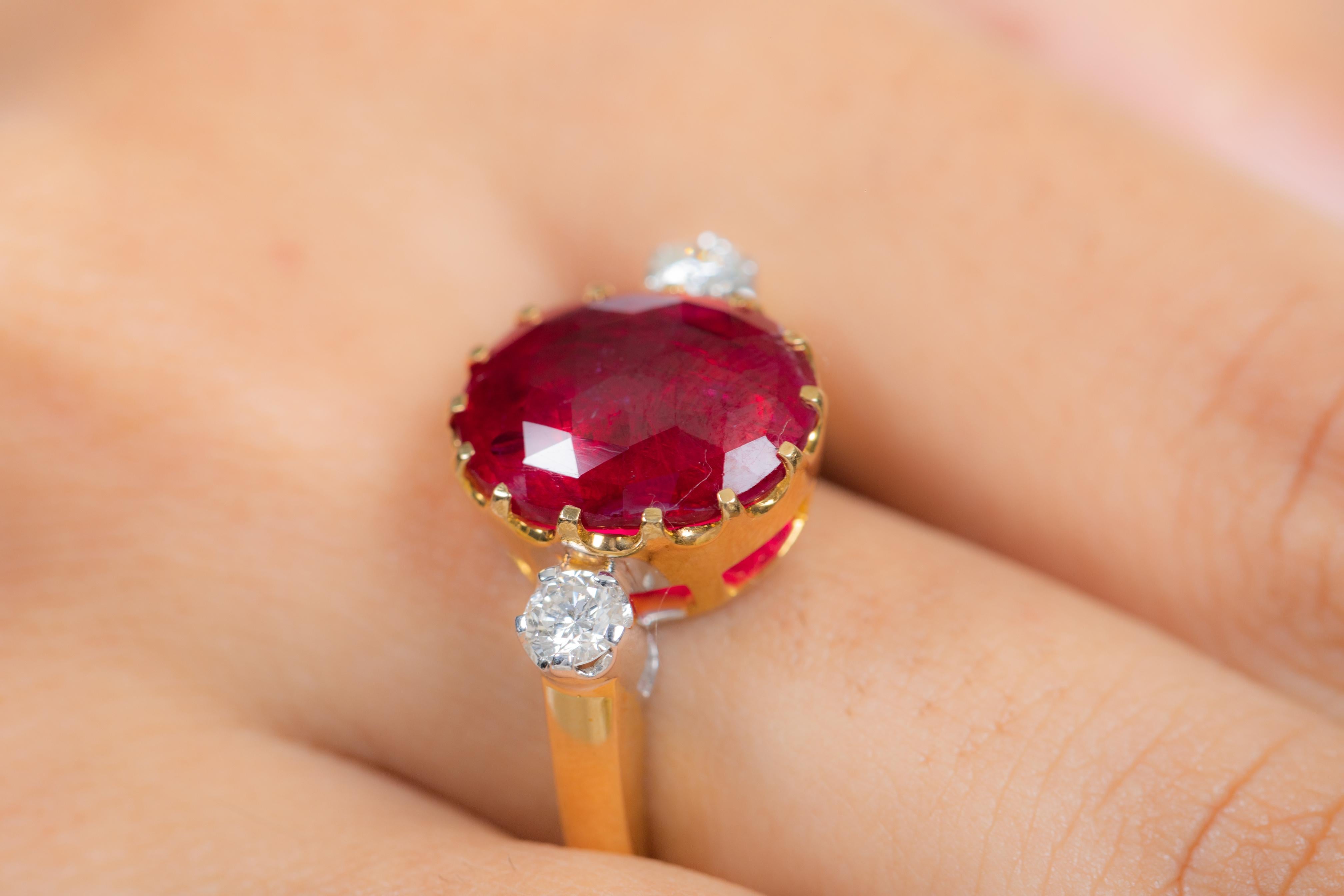 For Sale:  2.92 Carat Red Ruby and Diamond Engagement Ring in 18K Yellow Gold  2