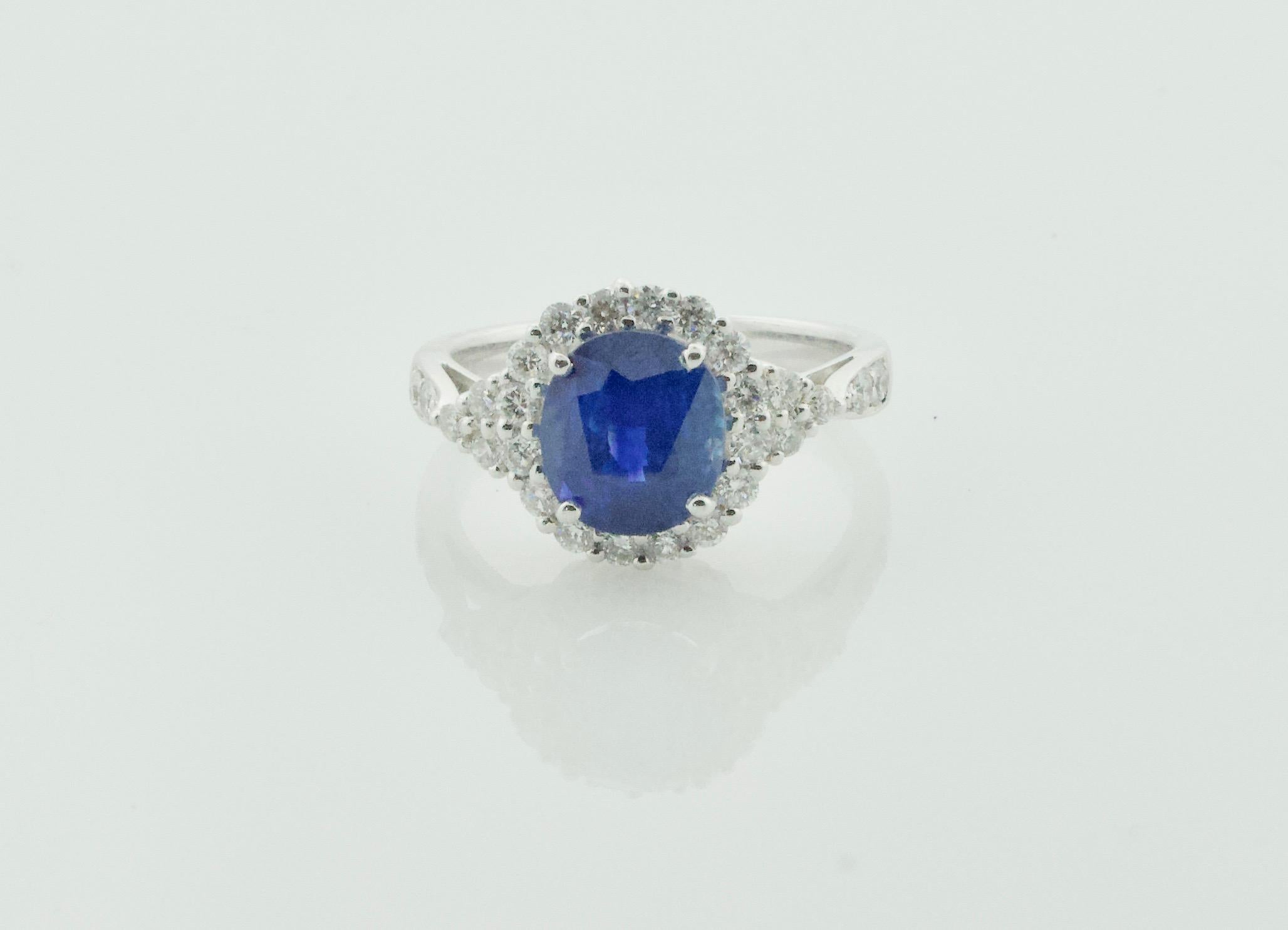 Oval Cut 2.92 Carat Sapphire and Diamond Ring in 18k GIA Certified For Sale