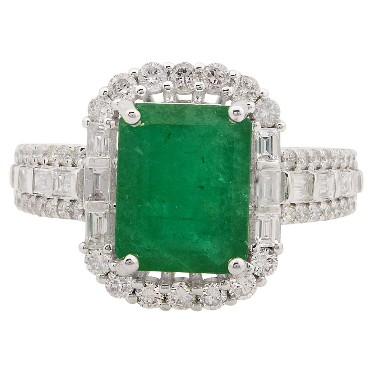 2.92 Carat Emerald Cocktail Ring Baguette Diamond Handmade Jewelry 10 Karat Gold