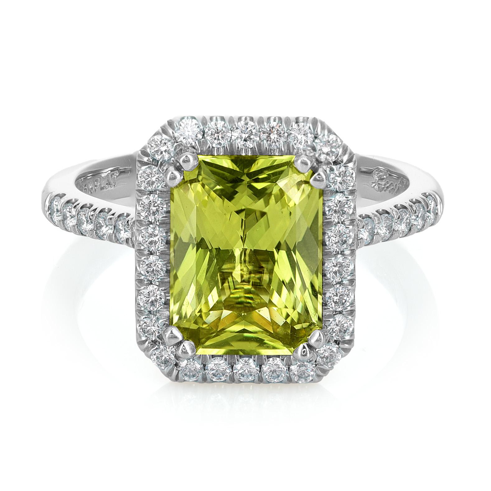 2.92 Carats Chrysoberyl Diamonds set in Platinum Ring In New Condition For Sale In Los Angeles, CA