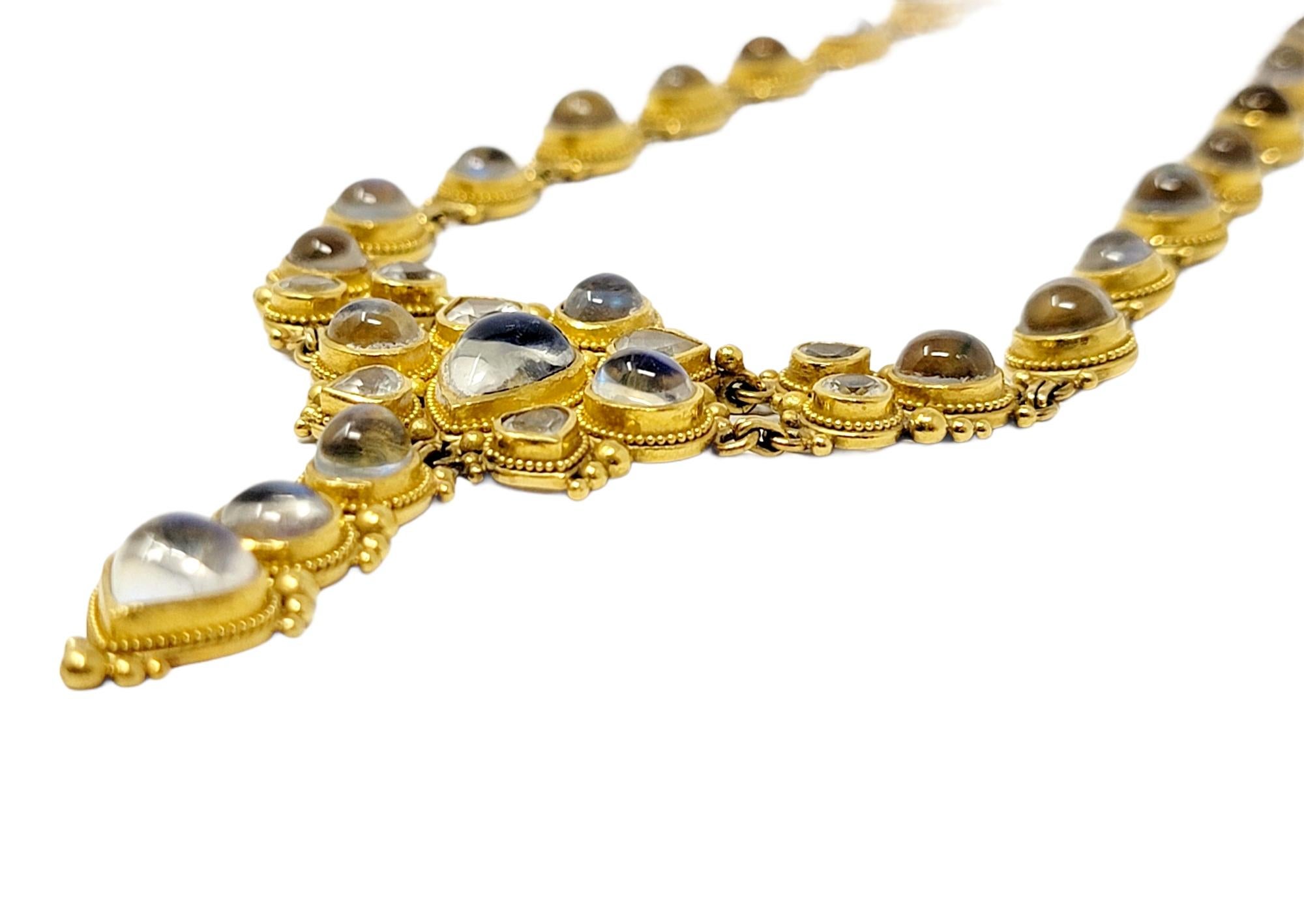29.20 Carat Total Cabochon Moonstone Feldspar Drop Necklace in 21 Karat Gold In Good Condition For Sale In Scottsdale, AZ